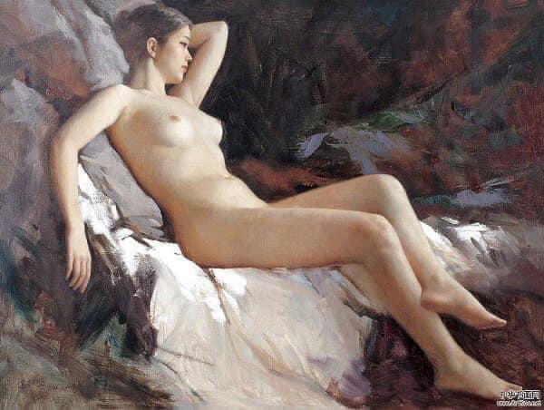 NGƯỜI PHỤ NỮ KHỎA THÂN